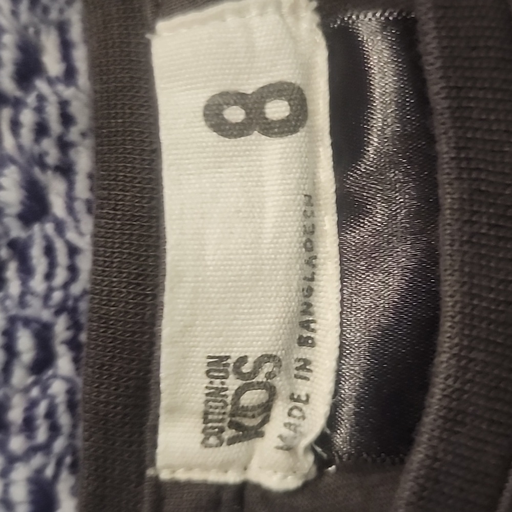 Black Graphic T-Shirt - Picture 2 of 2
